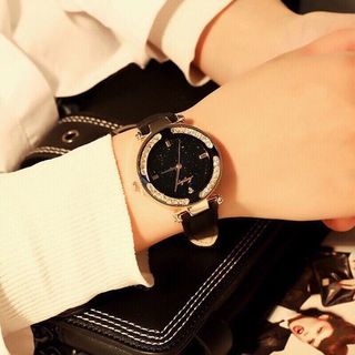AH439- ĐỒNG HỒ NỮ DÂY DA MICKEY MẶT 3D ĐÁ XOAY SIÊU HOT