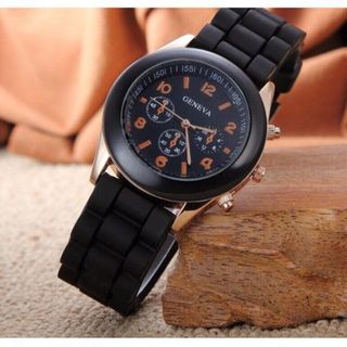 ah574- đồng hồ Khởi My