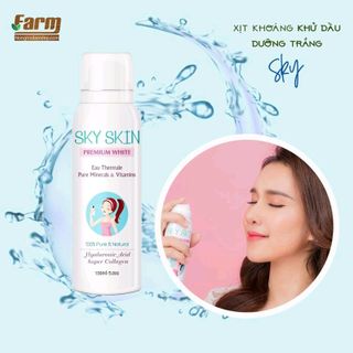 Xịt khoáng khử dầu trắng da Sky Skin