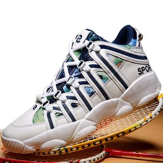 Giày nam sneaker kiểu lạ bao đẹp mềm mại tha hồ chay 615