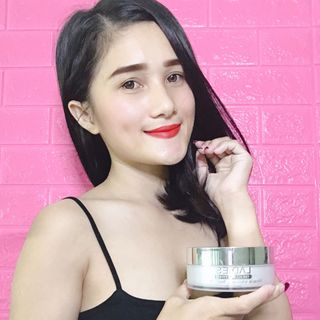 Kem Body cung cấp nước cho da