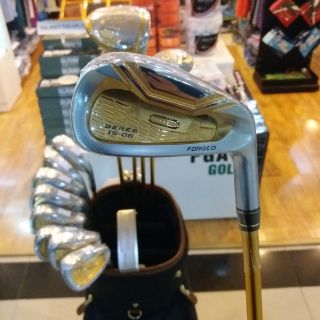 Bộ Gậy Golf Honma 4 Sao S-06