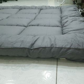 Topper chuẩn 5 làm êm nệm kiêm trải sàn 120200cm
