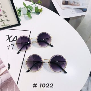 xi form tròn xoe viền răng cưa