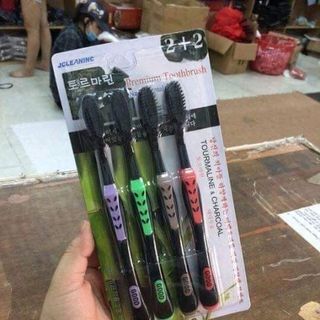 VỈ 4 BÀN CHẢI THAN HOẠT TÍNH