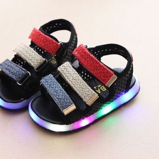 Giày Sandal cho bé trai đèn led 01 màu đen giá sỉ