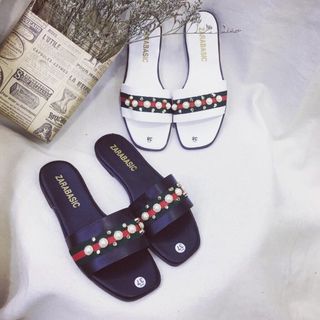 Bata sục xangdan