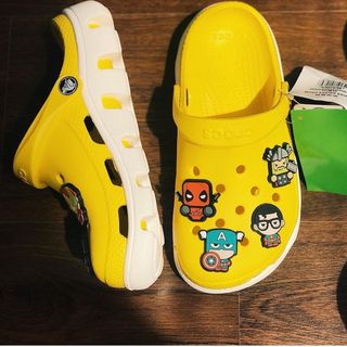 Crocs Duet