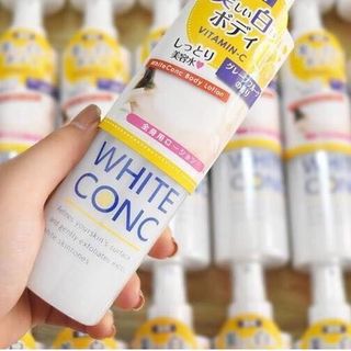 Xịt khoáng dưỡng thể White Conc 245ml