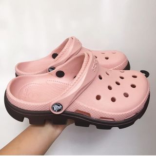 Crocs Duet