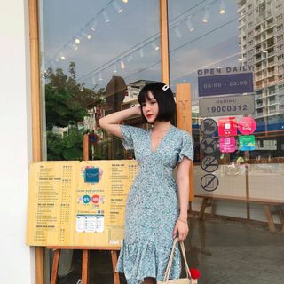 Đầm body hoa nhí đuôi cá phong cách Hàn Quốc