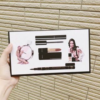 Sét Mỹ Phẩm 5 MónChanel