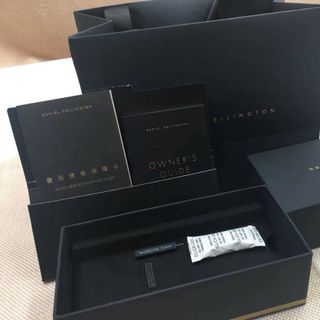 Hộp đồng hồ DWW dành cho loại dây da hàng chuẩn