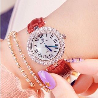 Đồng hồ nữ thời trang Royal Crown 6305 dây da