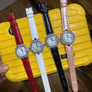 Đồng hồ nữ thời trang Royal Crown 6305 dây da