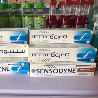 Kem đánh răng sensodyne Thái lan 100g giá sỉ