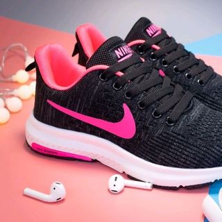 Giày thể thao nữ