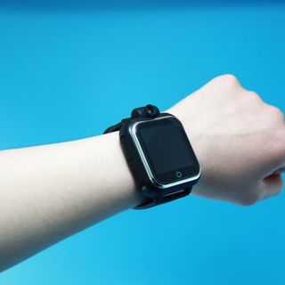 Đồng hồ định vị GPS trẻ em