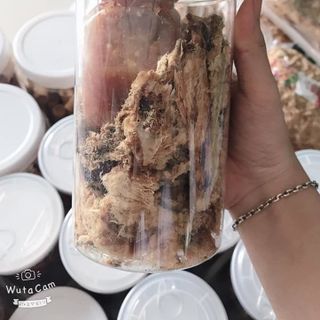 Khô cá đuối chấm mắm me