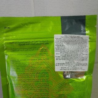 Bột nhuộm tóc thảo dược Vatika Naturals Herbal Henna 200gr màu đỏ nâu tự nhiên