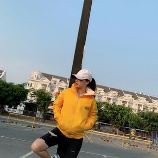 ÁO KHOÁC NỮ ĐẸP Y HÌNH
