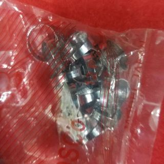 Dụng cụ chống kim đâm vào tay