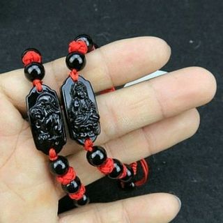Vòng tay phong thủy màu đỏ mix mặt đá
