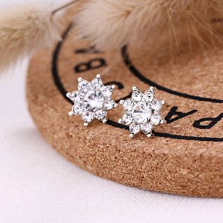 sỉ bông tai kim loại mẫu đẹp giá sỉ 8k/1 đôi