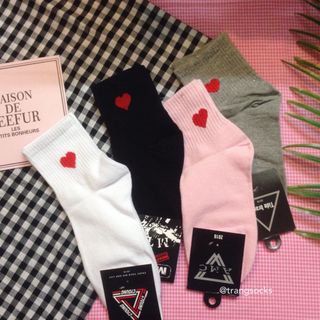 Tất tim cao cổ