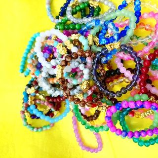 chuỗi đeo tay phong thủy hạt đá 8li mix mặt tỳ hưu Giá sỉ 15k /1 chuỗi cam kết hàng y hình vì hình tự chụp nha các bạn