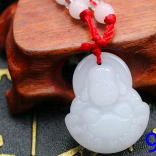 Dây chuyền phong thủy mặt đá có nhiều mẫu lắm