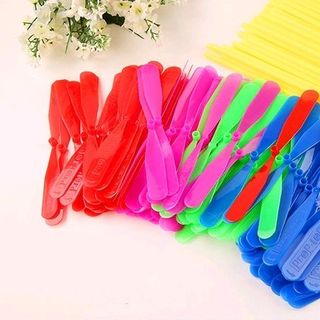 chong chóng đủ màu bay cao hơn 5 mét chơi rất vui lun