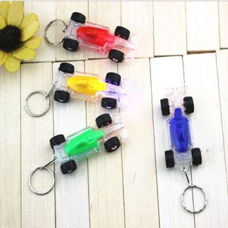 móc khóa chiếc xe đua có đèn có sẵn pin hàng luôn có sẵn