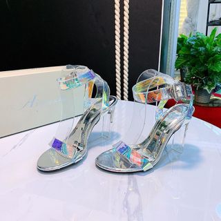 Giày sandal