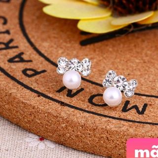 Bông tai kim loại mẫu đẹp có hơn 40 mẫu