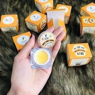 Kem face sữa ong chúa