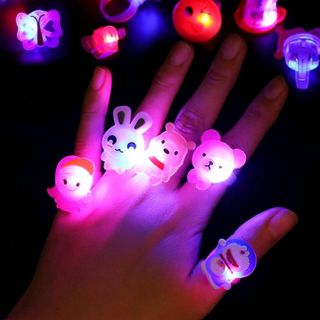 nhẫn đeo tay có đèn led mẫu hoạt hình giá sỉ