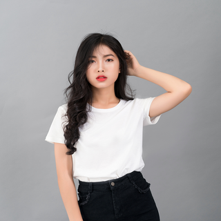 Áo thun trơn nữ trắng
