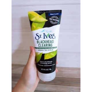 Sửa rửa mặt tẩy da chết Stives