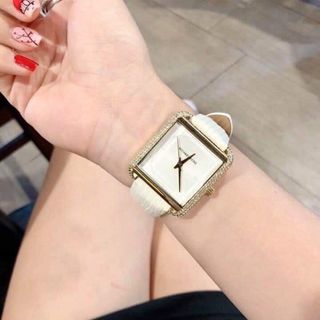 đồng hồ MKK nữ màu trắng