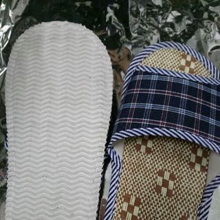 dép chiếu đi biển giá sỉ 28k 1 đôi
