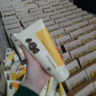 SỮA RỬA MẶT TRO NÚI LỬA HÀN QUỐC