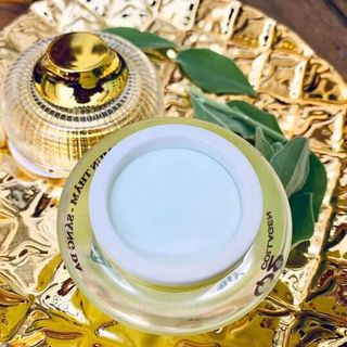Kem Q2 xanh chuyên trị thâm do mụn