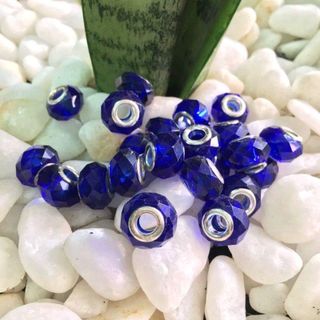HẠT CHARM XỎ VÒNG LỖ 4MM