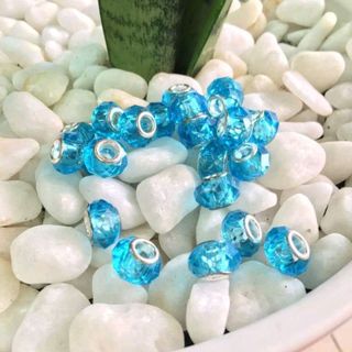 HẠT CHARM XỎ VÒNG LỖ 4MM