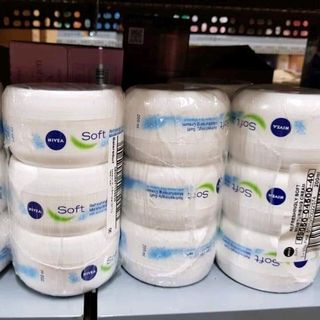 Kem dưỡng ẩm Nivea 200ml