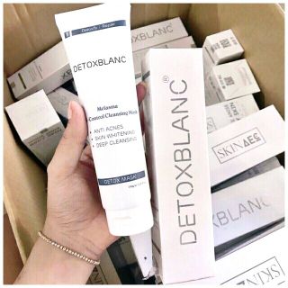 Mặt nạ sủi bọt thải độc Detox Blanc