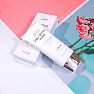 Kem Chống Nắng Vật Lý JNN Hàn Quốc