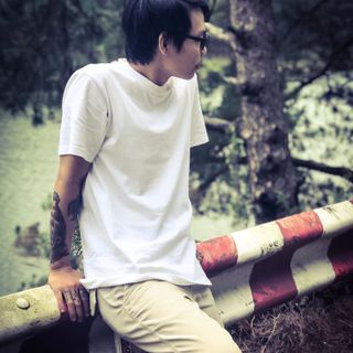 ÁO THUN TRẮNG TRƠN