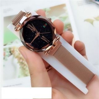 Đồng hồ nam châm nữ